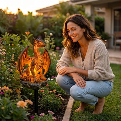 Solar Dragon Garden Statue Light, Resin Figurine Outdoor Path Lamp 🐉