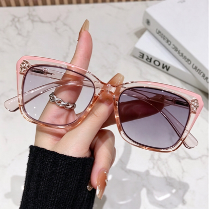 Progressive Photochromic Readers for Women, Pink Square Multifocal Reading Glasses 🕶️