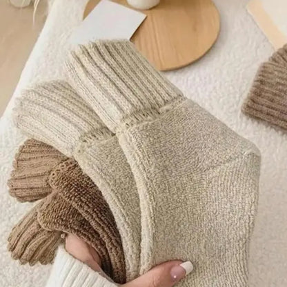 5 Pairs Women's Classical Mid-Calf Polyester Knitting Socks 🧦