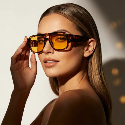 Stylish Aviator Sunglasses for Men and Women, Trendy Rectangle, Fashionable Design🕶️