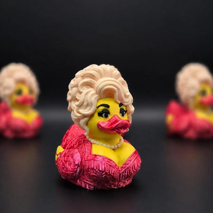 Dolly Duck - 3D Printed Collectible,Cute Desk & Car Decor 🦆